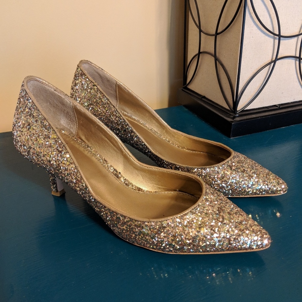 Badgley Mischka Gold/Rose Gold Pumps Size 8.5